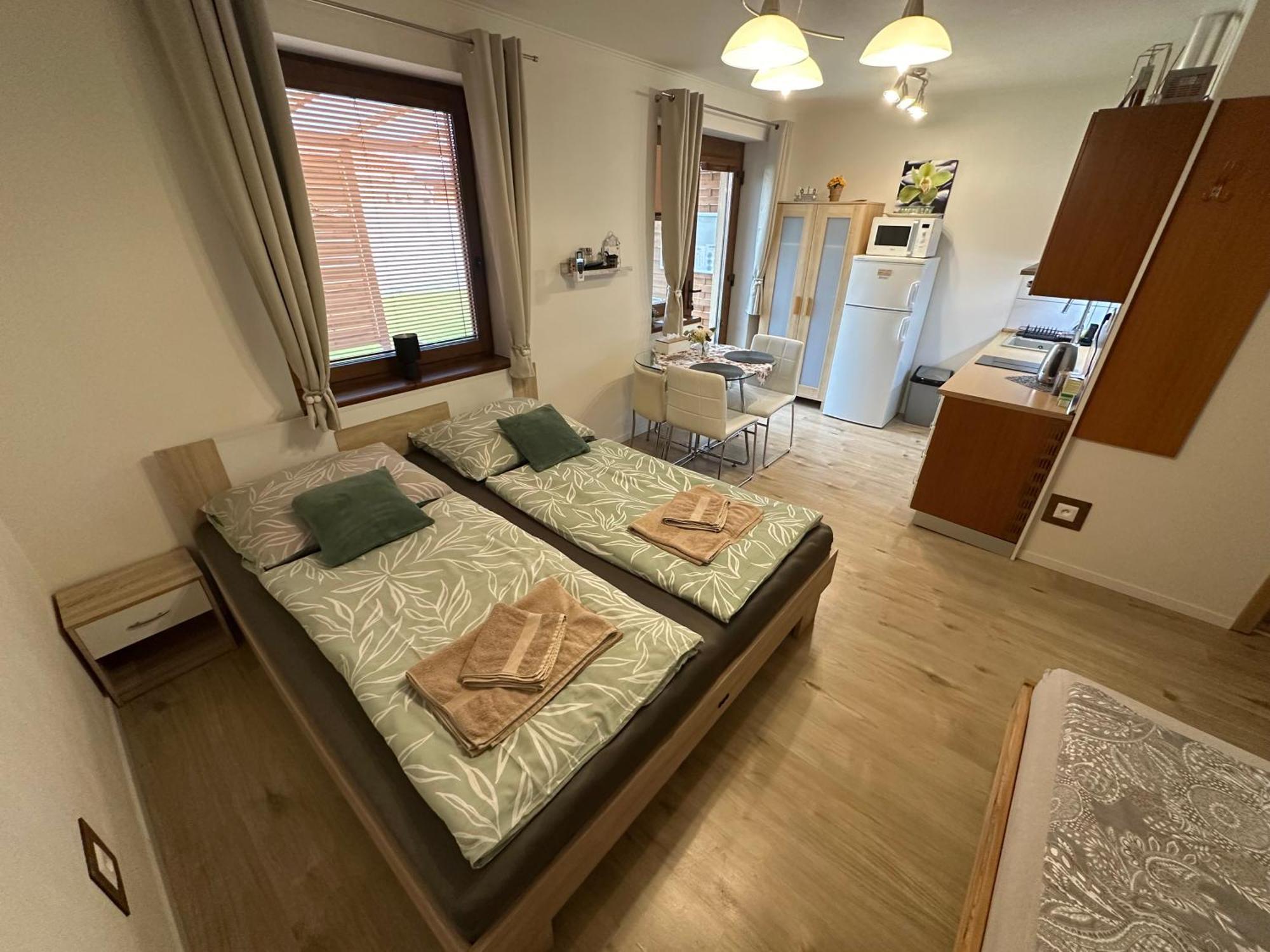 Apartmán LOSONCI pre 2 osoby Nesvady Exterior foto